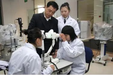 石家庄天使护校眼视光与配镜专业好就业升学吗？