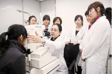 石家庄天使护校眼视光与配镜专业好就业升学吗？